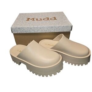 Mudd Stephanie-01L Womens Platform Clogs Beige Lug Sole Chunky Mules Size 6 New